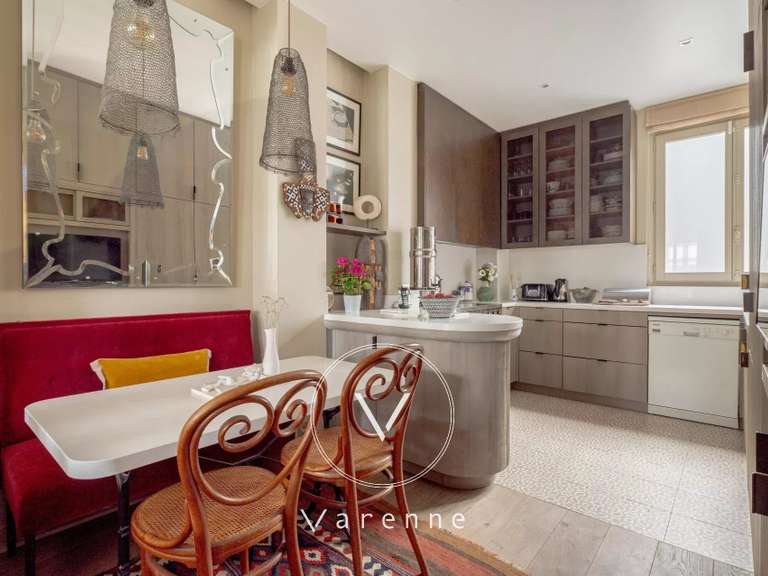 Apartment Paris 7e - 3 bedrooms - 141m²