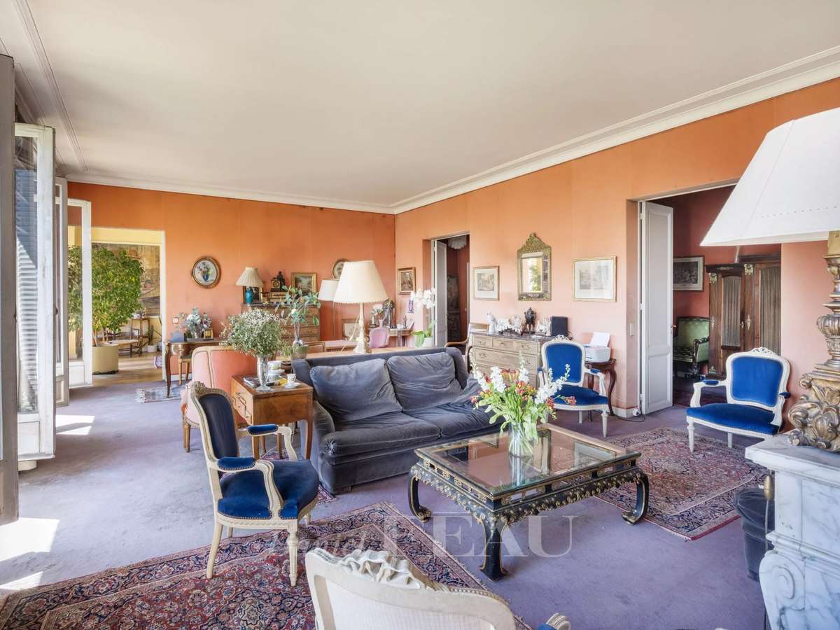Apartment Paris 7e
