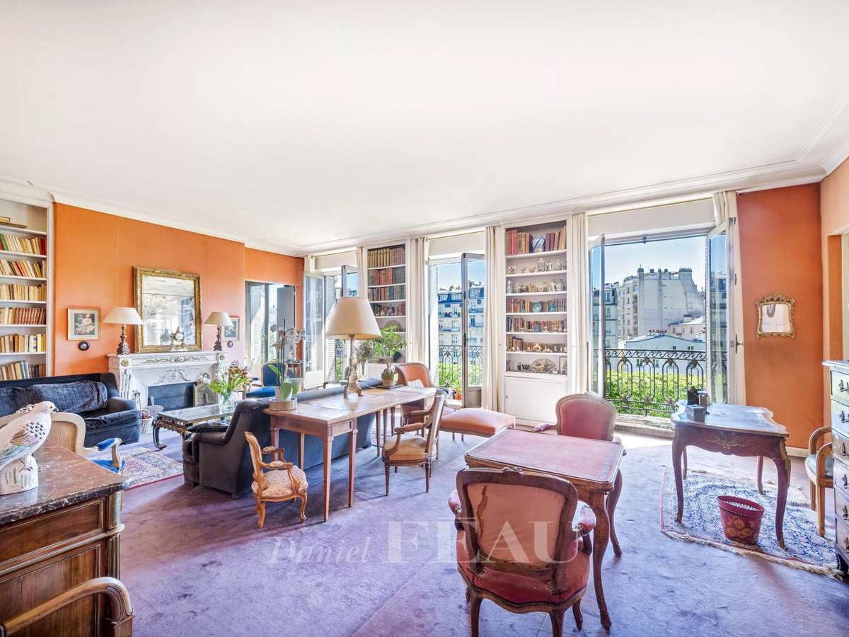 Apartment Paris 7e