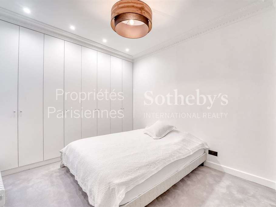 Apartment Paris 7e