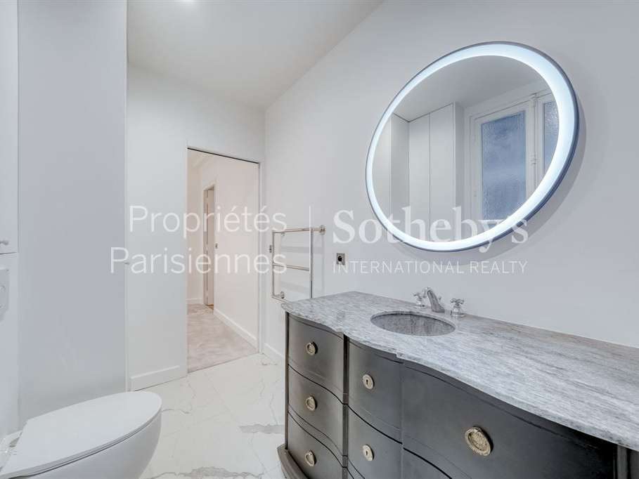 Apartment Paris 7e
