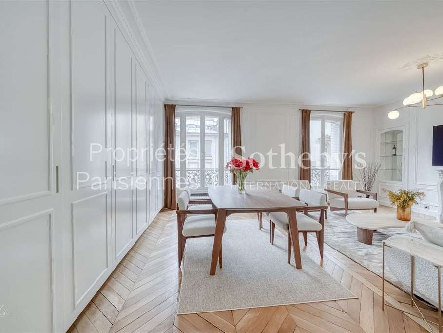 Apartment Paris 7e