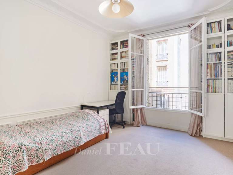 Appartement Paris 7e - 3 chambres - 154m²