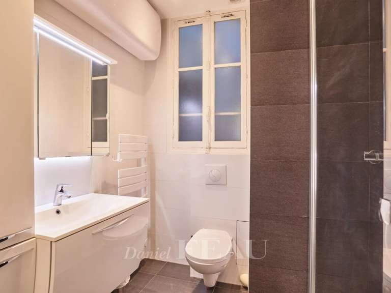 Appartement Paris 7e - 3 chambres - 154m²