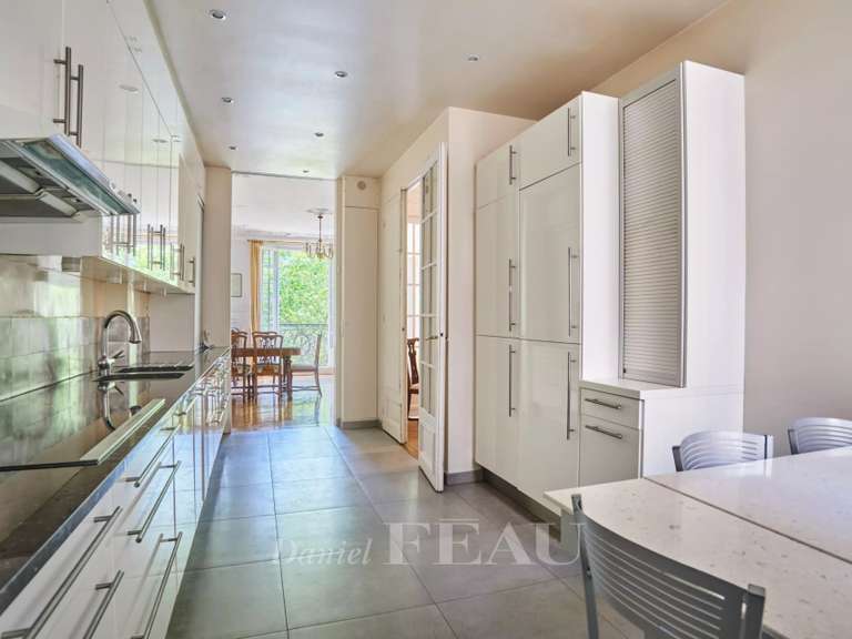 Appartement Paris 7e - 3 chambres - 154m²
