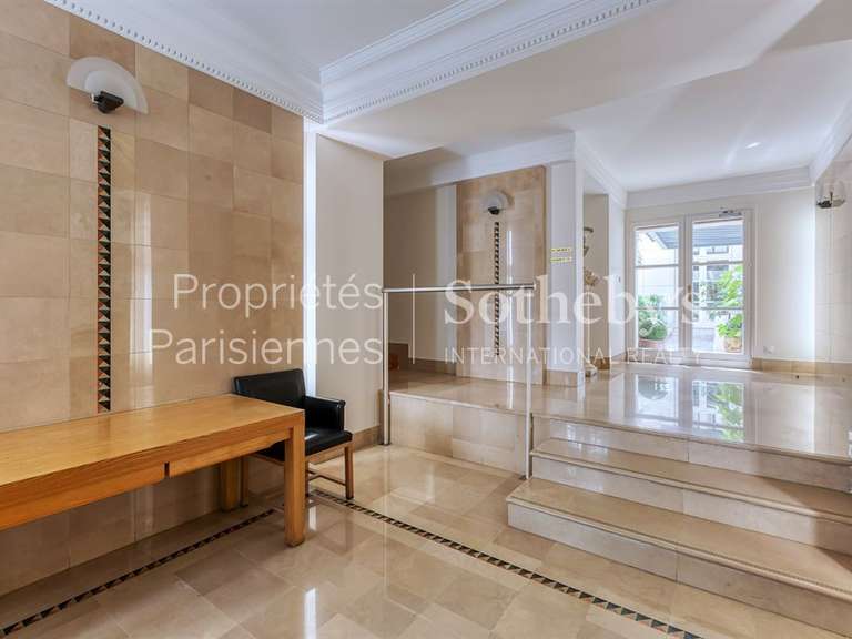 Appartement Paris 7e - 4 chambres - 272m²