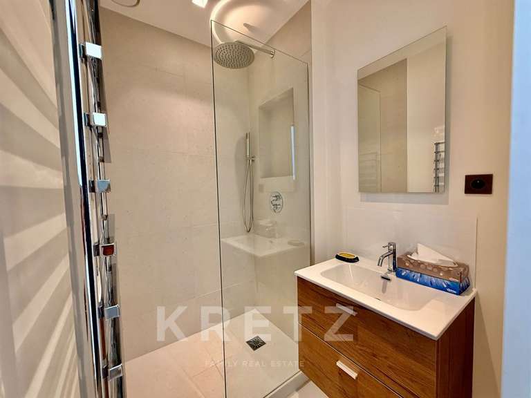 Appartement Paris 7e - 2 chambres - 139m²