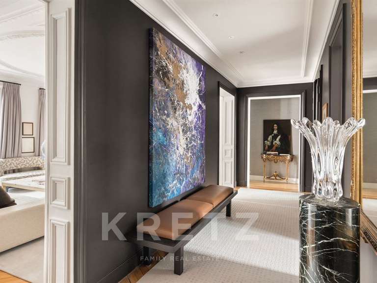 Apartment Paris 7e - 2 bedrooms - 139m²