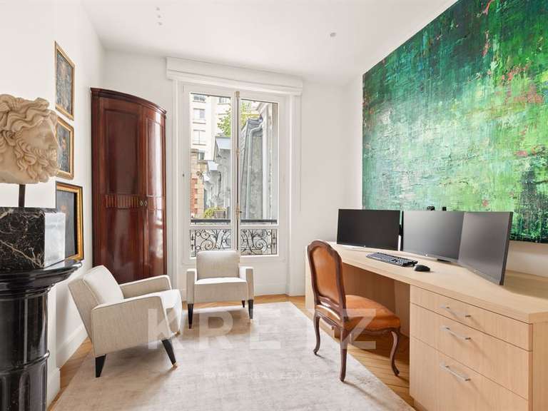Apartment Paris 7e - 2 bedrooms - 139m²