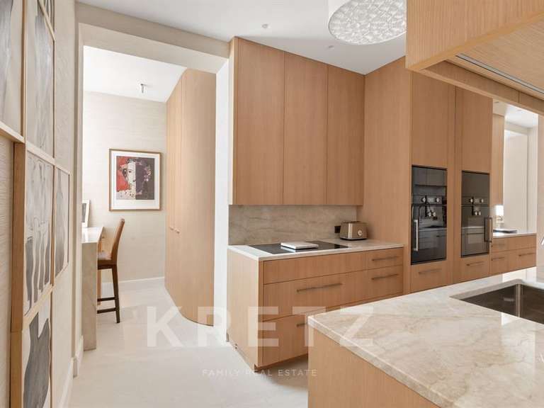 Apartment Paris 7e - 2 bedrooms - 139m²