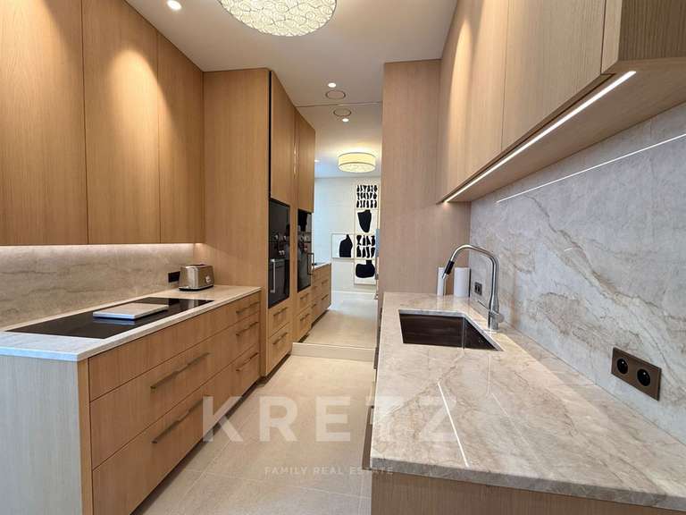 Appartement Paris 7e - 2 chambres - 139m²