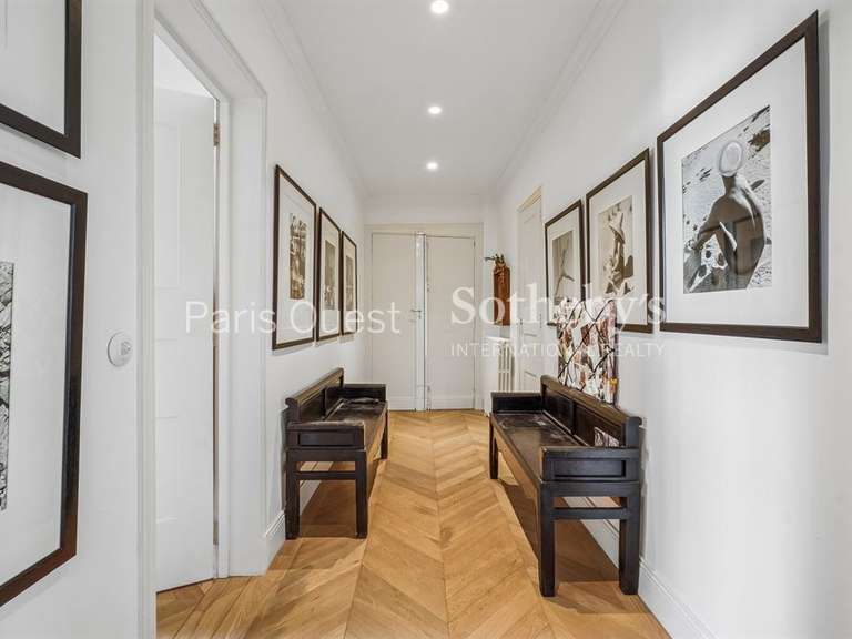Appartement Paris 7e - 3 chambres - 123m²