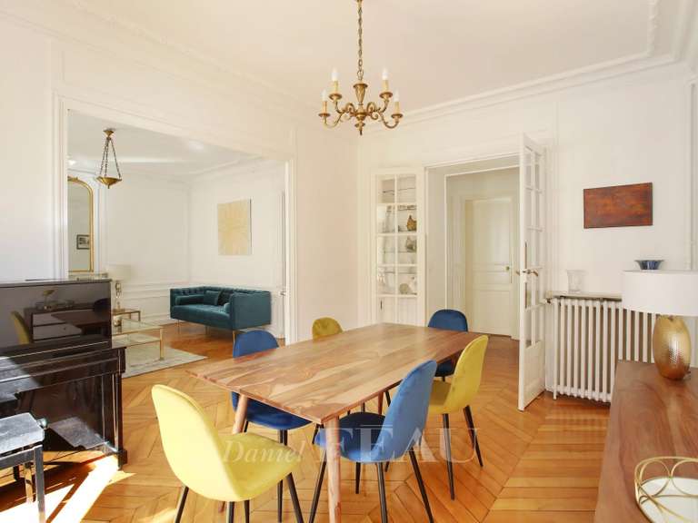 Appartement Paris 7e - 3 chambres - 112m²