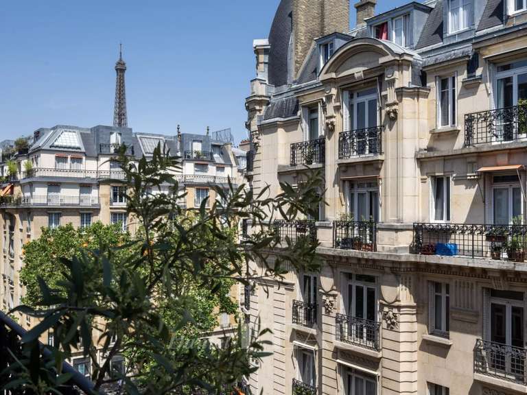 Appartement Paris 7e - 3 chambres - 107m²
