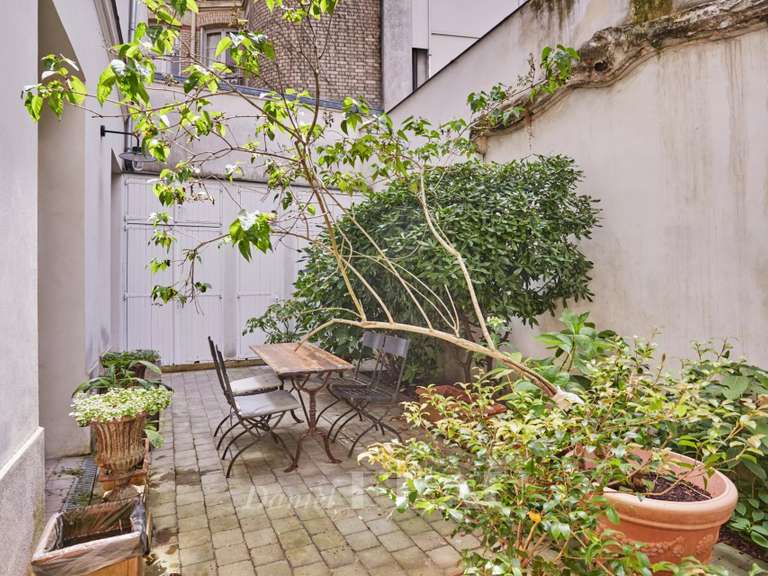 Appartement Paris 7e - 2 chambres - 99m²