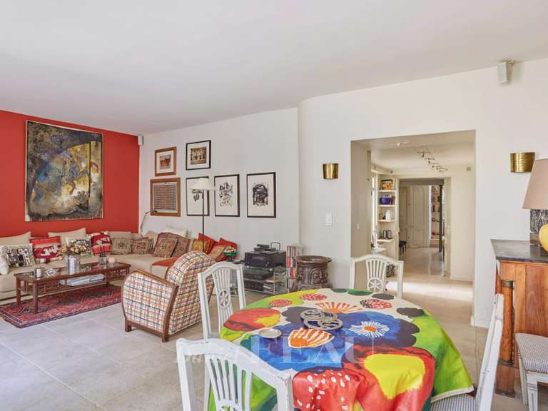 Appartement Paris 7e - 2 chambres - 99m²