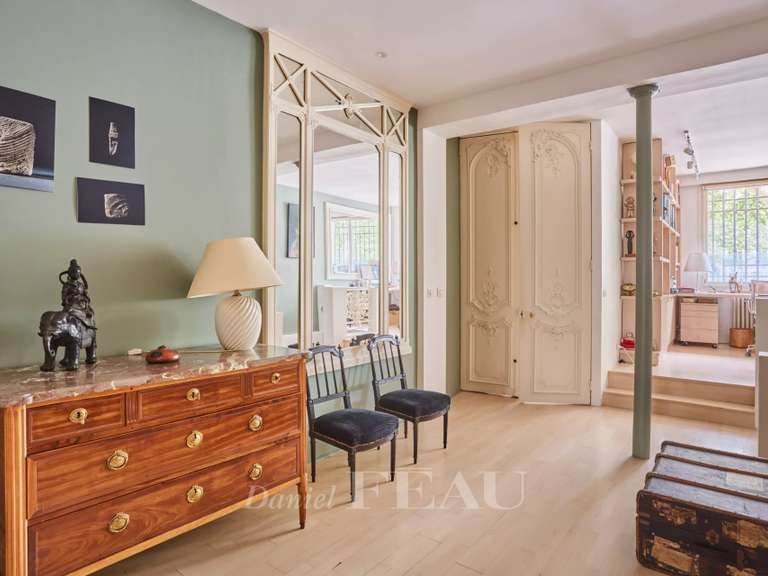 Appartement Paris 7e - 2 chambres - 99m²