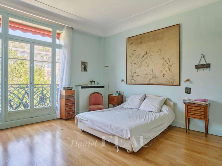 Appartement Paris 7e - 3 chambres - 182m²