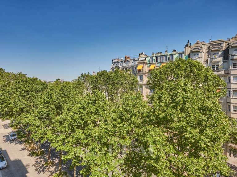 Appartement Paris 7e - 3 chambres - 182m²