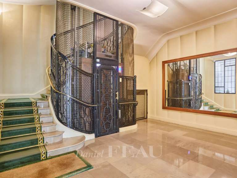 Appartement Paris 7e - 3 chambres - 182m²