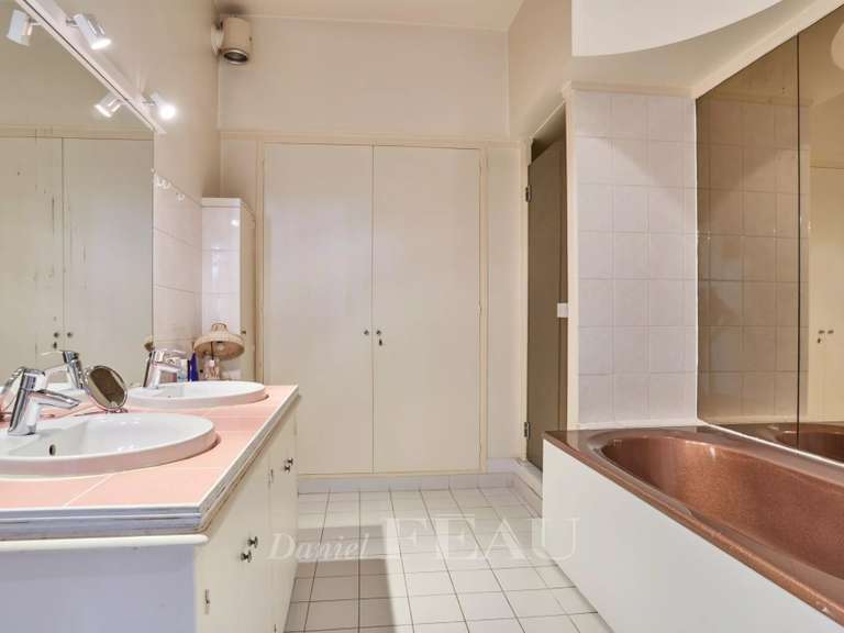 Appartement Paris 7e - 3 chambres - 182m²