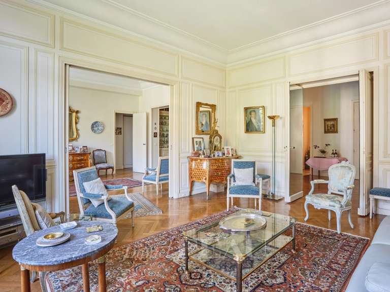 Appartement Paris 7e - 3 chambres - 182m²