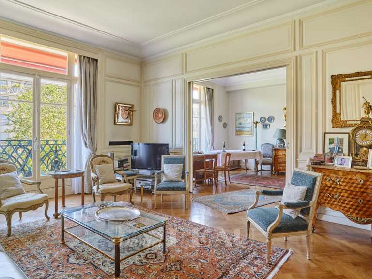 Appartement Paris 7e - 3 chambres - 182m²