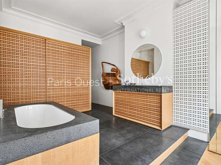 Appartement Paris 7e - 2 chambres - 115m²
