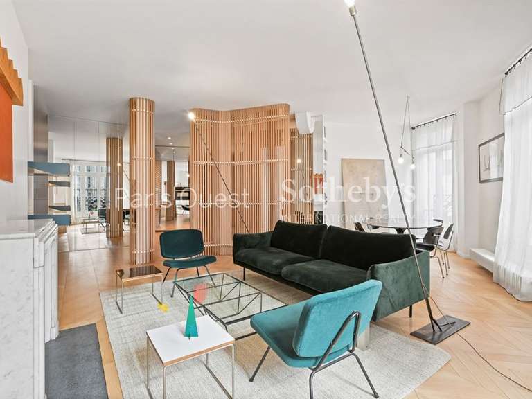 Appartement Paris 7e - 2 chambres - 115m²