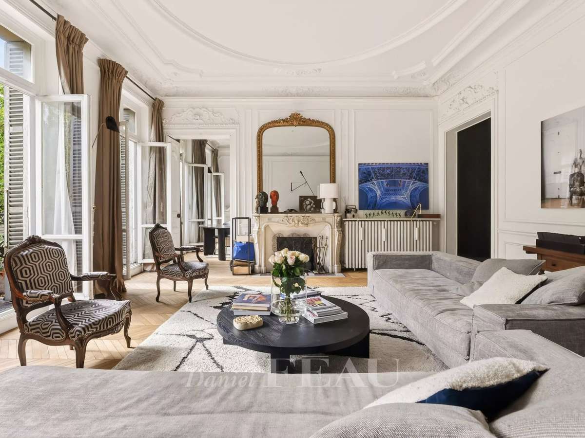 Apartment Paris 7e