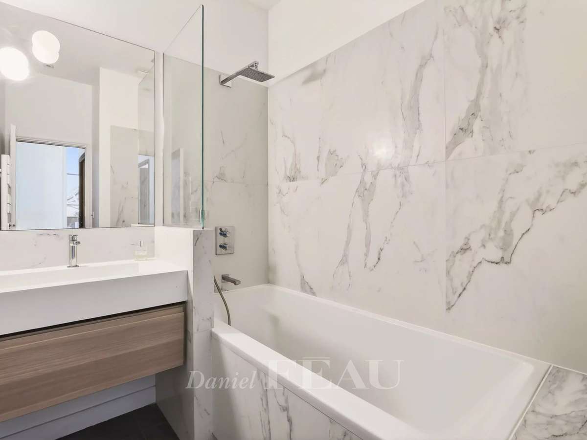 Apartment Paris 7e