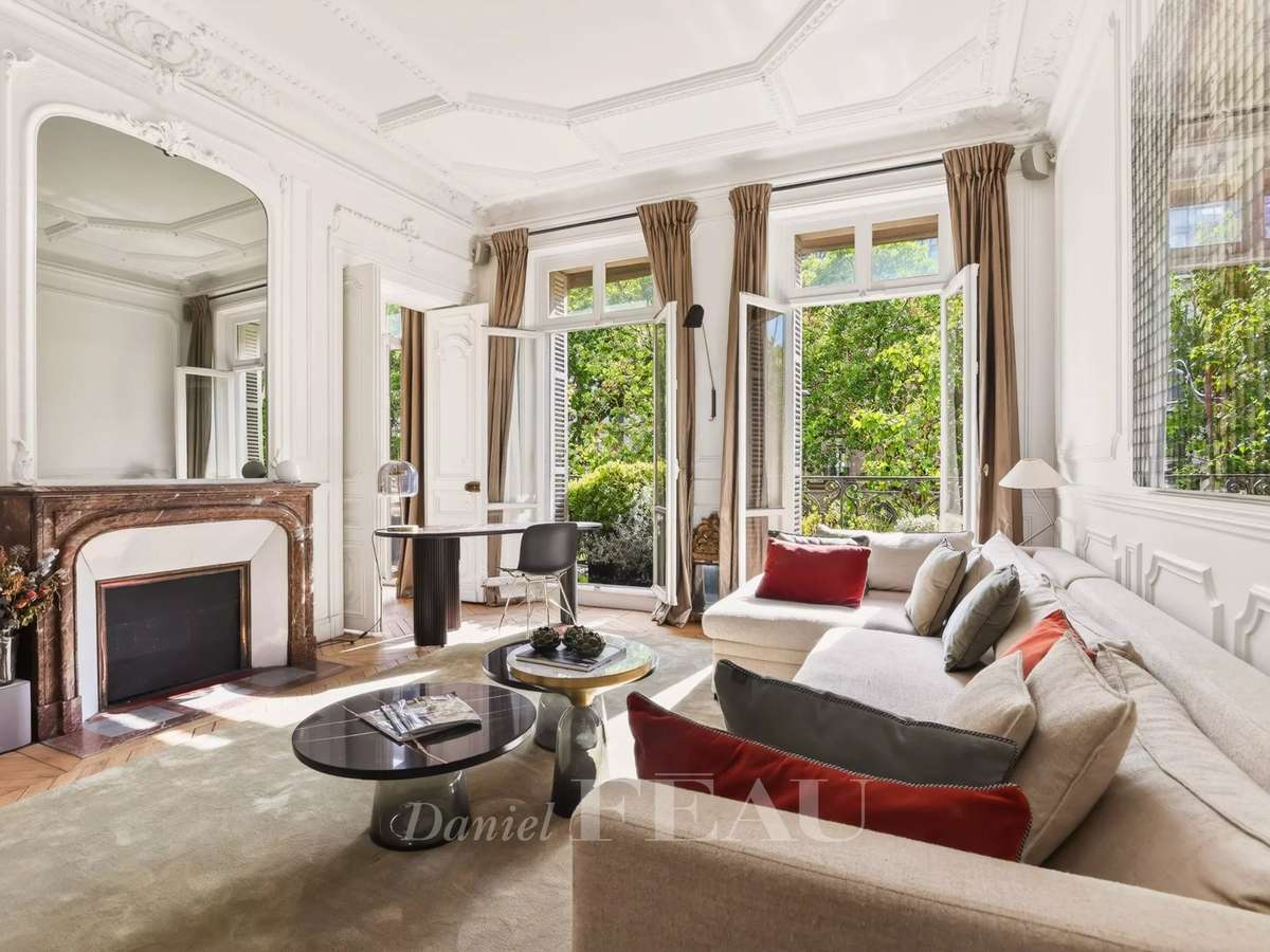 Apartment Paris 7e