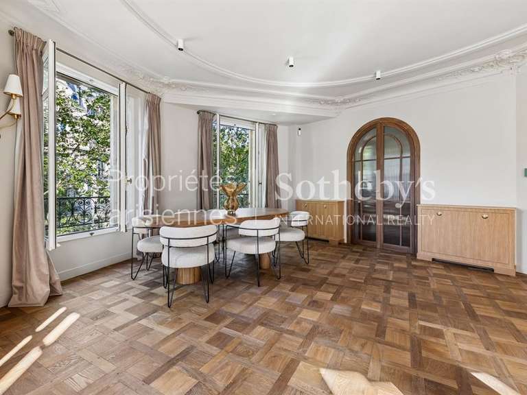 Apartment Paris 7e - 2 bedrooms - 125m²