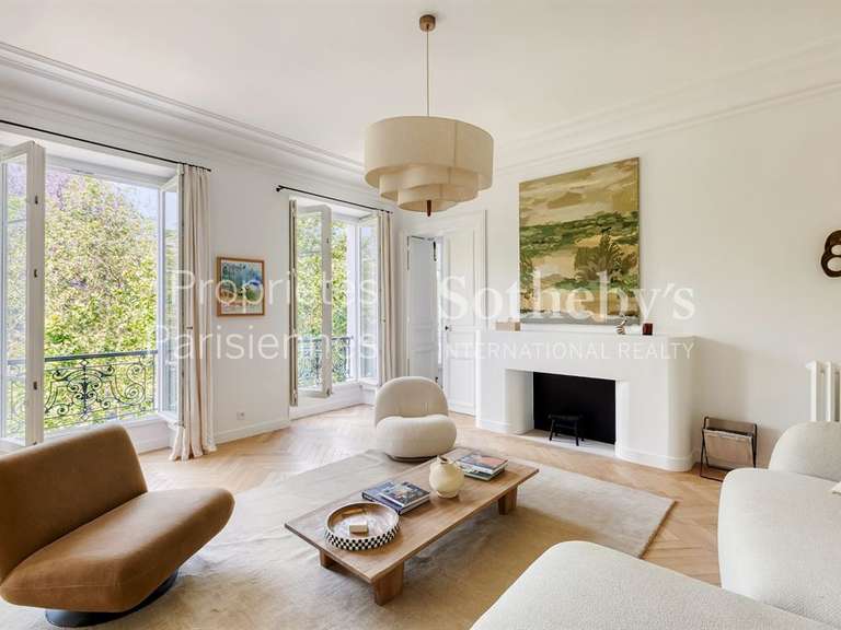 Apartment Paris 7e - 3 bedrooms - 159m²