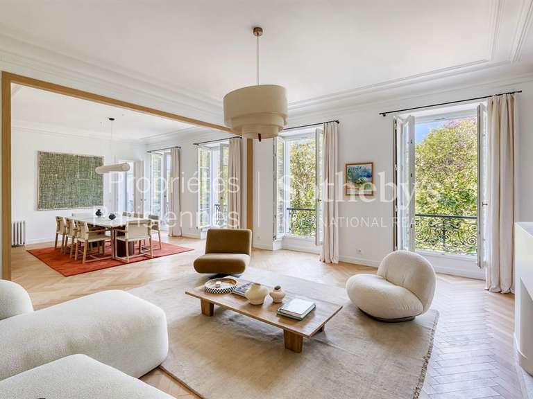 Appartement Paris 7e - 3 chambres - 159m²