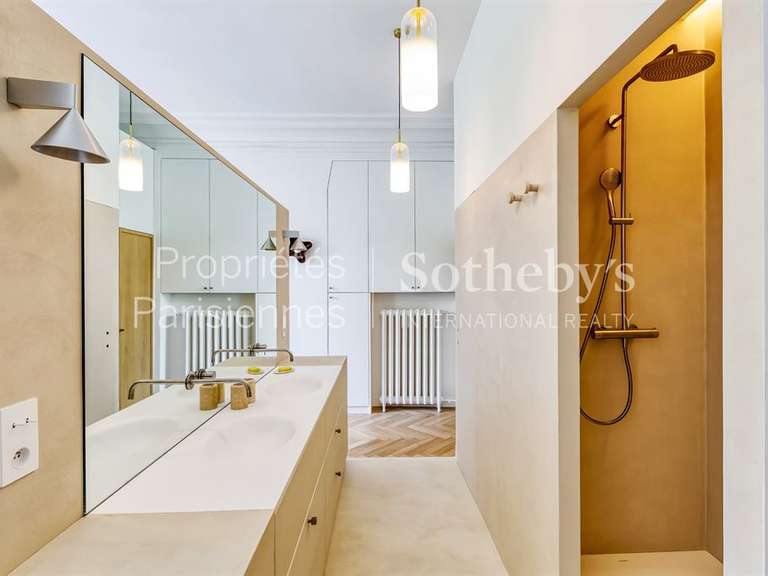 Apartment Paris 7e - 3 bedrooms - 159m²