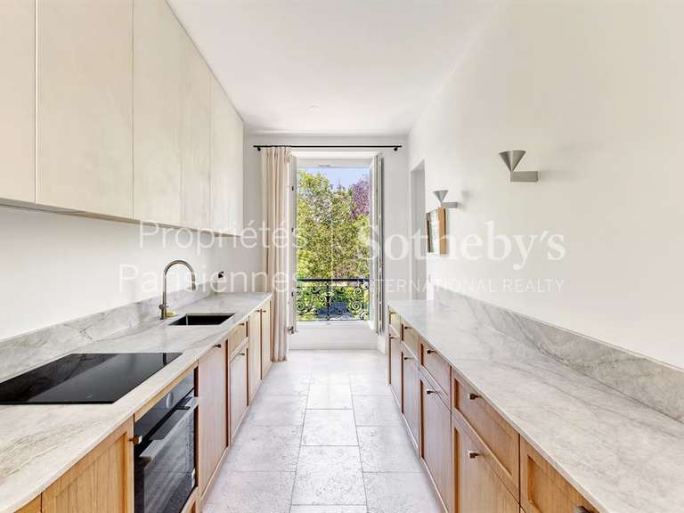Apartment Paris 7e - 3 bedrooms - 159m²