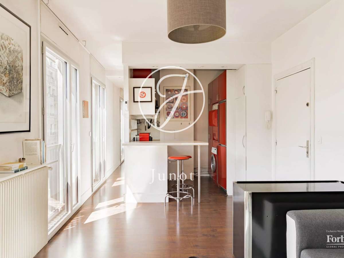 Apartment Paris 7e