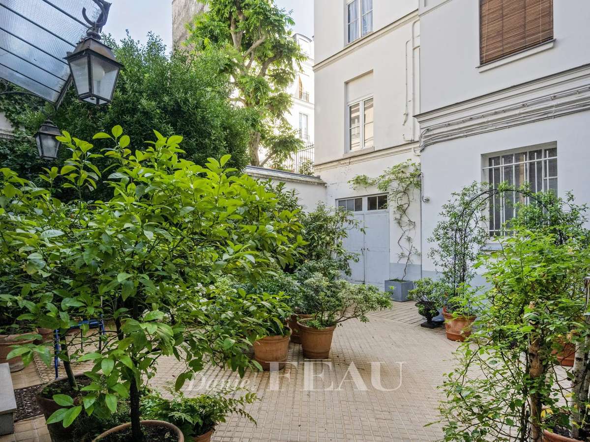 Apartment Paris 7e