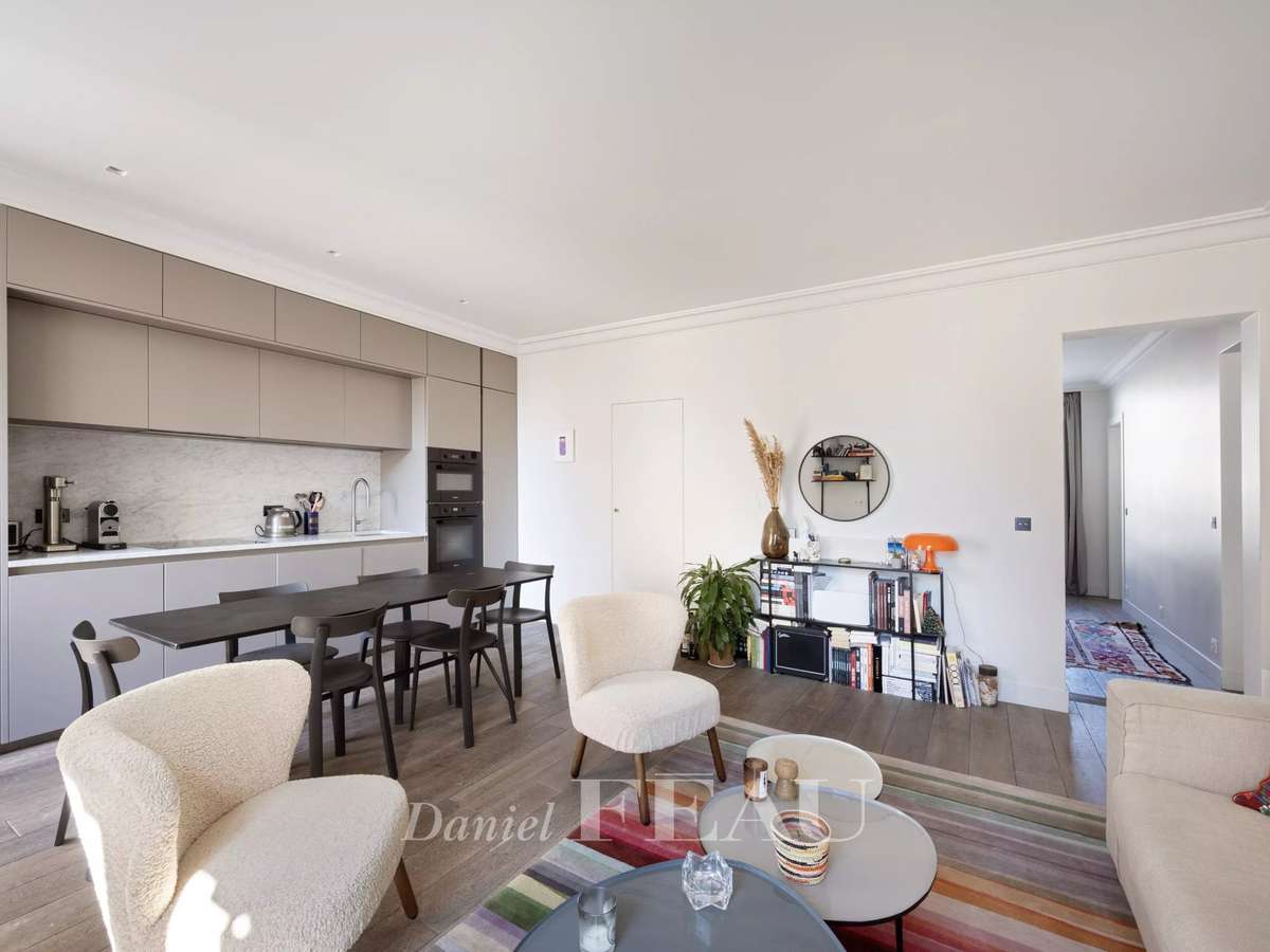 Apartment Paris 7e