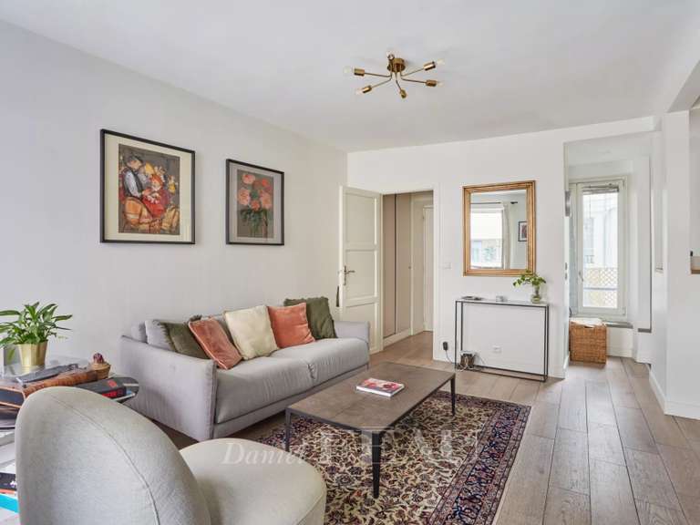 Appartement Paris 7e - 1 chambre - 51m²