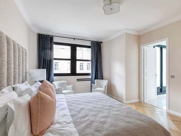 Appartement Paris 7e - 5 chambres - 265m²