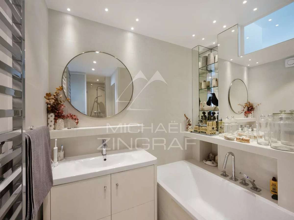 Apartment Paris 7e