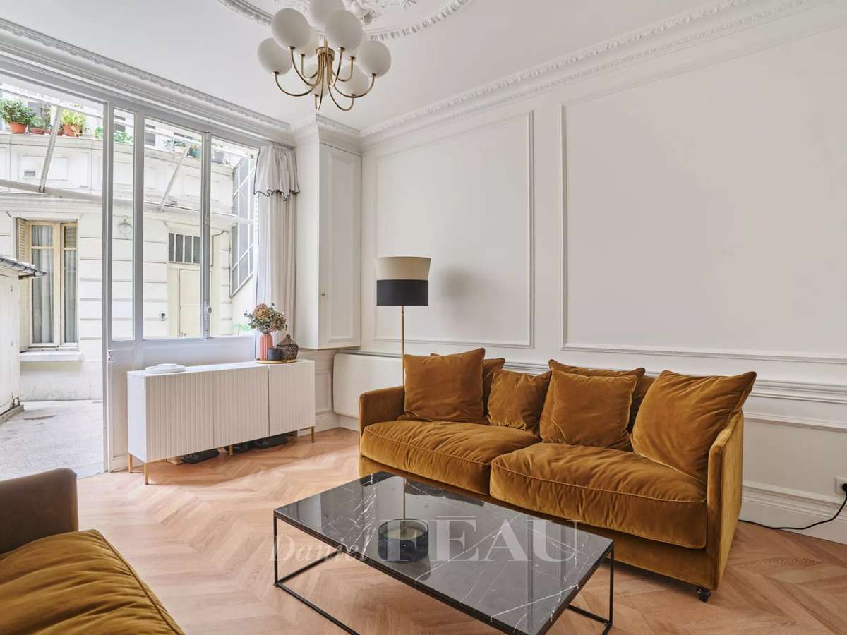 Apartment Paris 7e