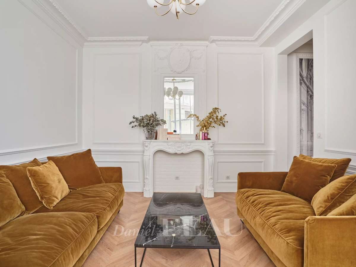 Apartment Paris 7e