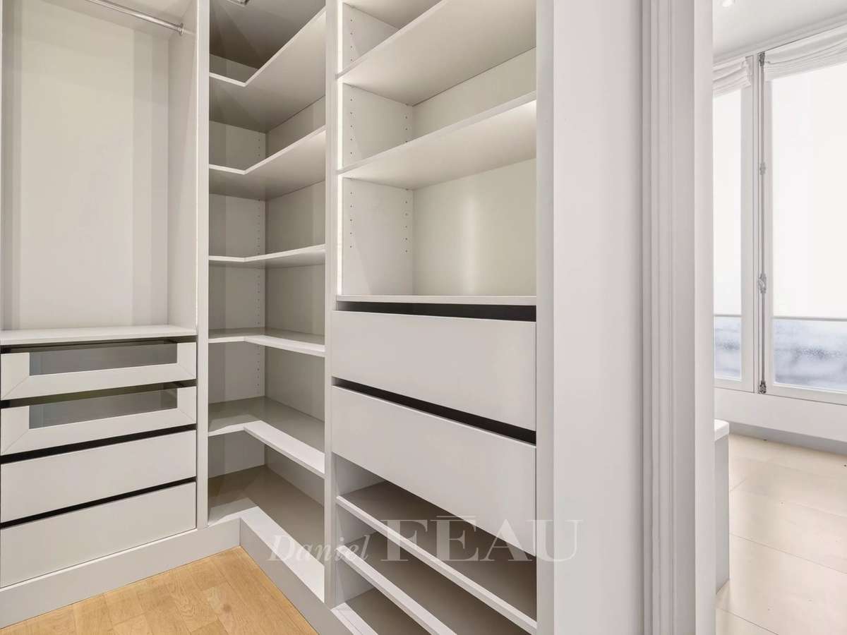 Apartment Paris 7e