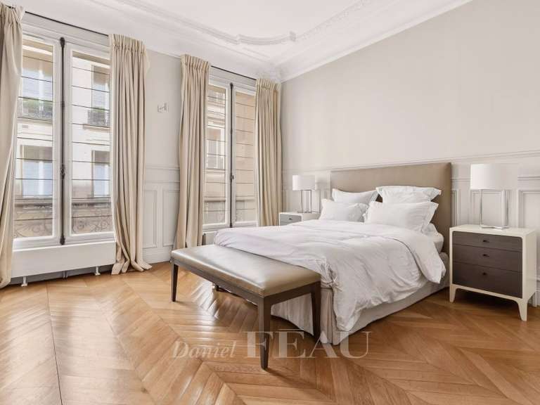 Appartement Paris 7e - 3 chambres - 165m²