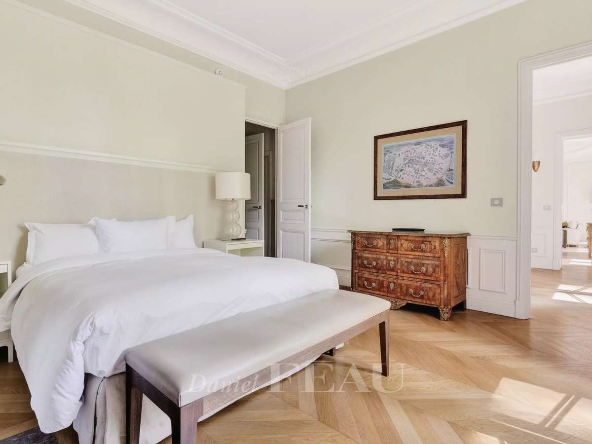 Apartment Paris 7e