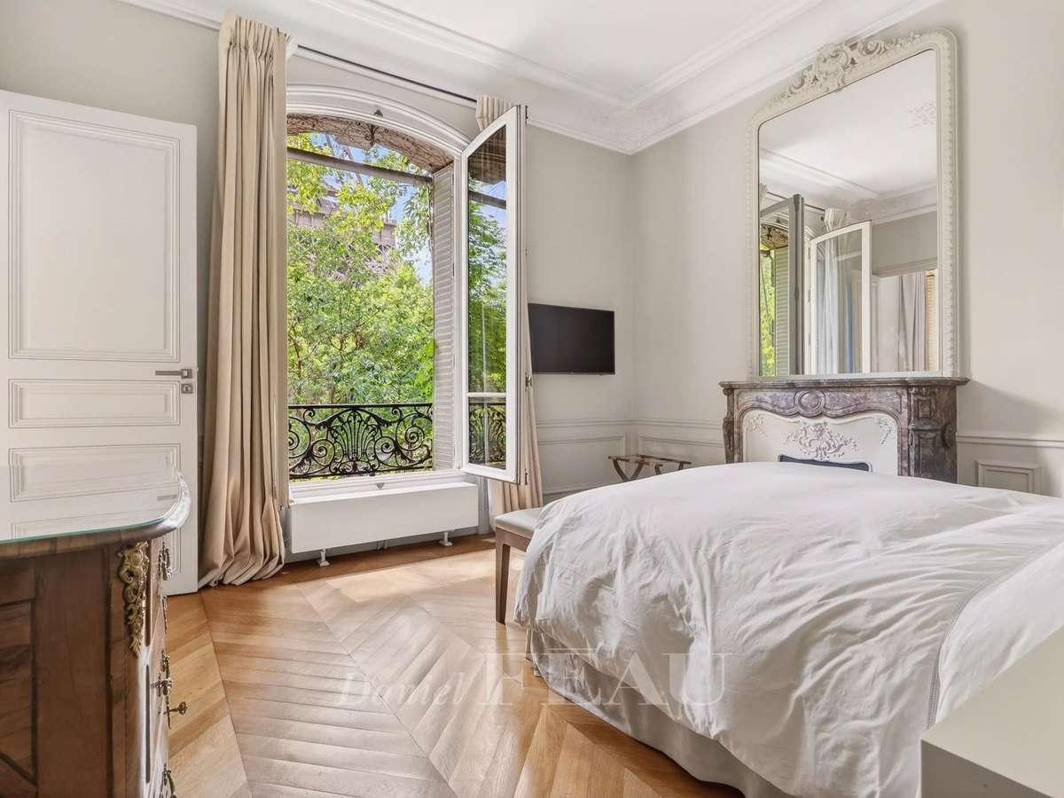 Apartment Paris 7e