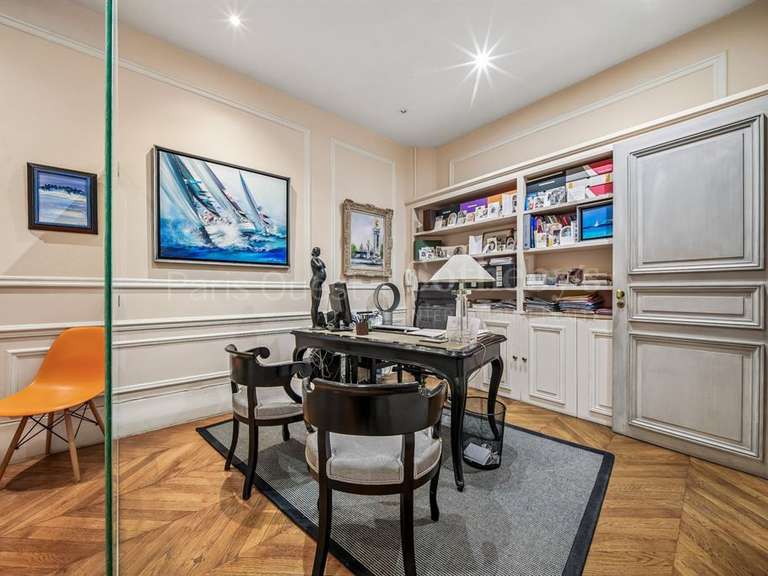 Appartement Paris 7e - 1 chambre - 89m²